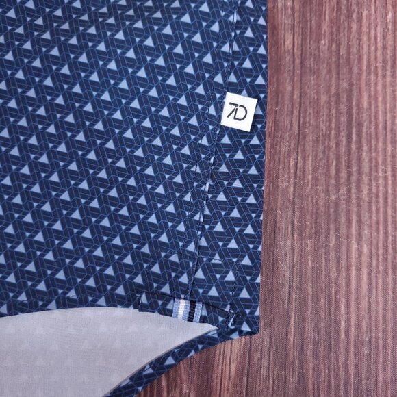 7 Diamonds Mens Large 4 Way Stretch Kyro Short Sleeve Shirt Geometric Triangle - Picture 9 of 16